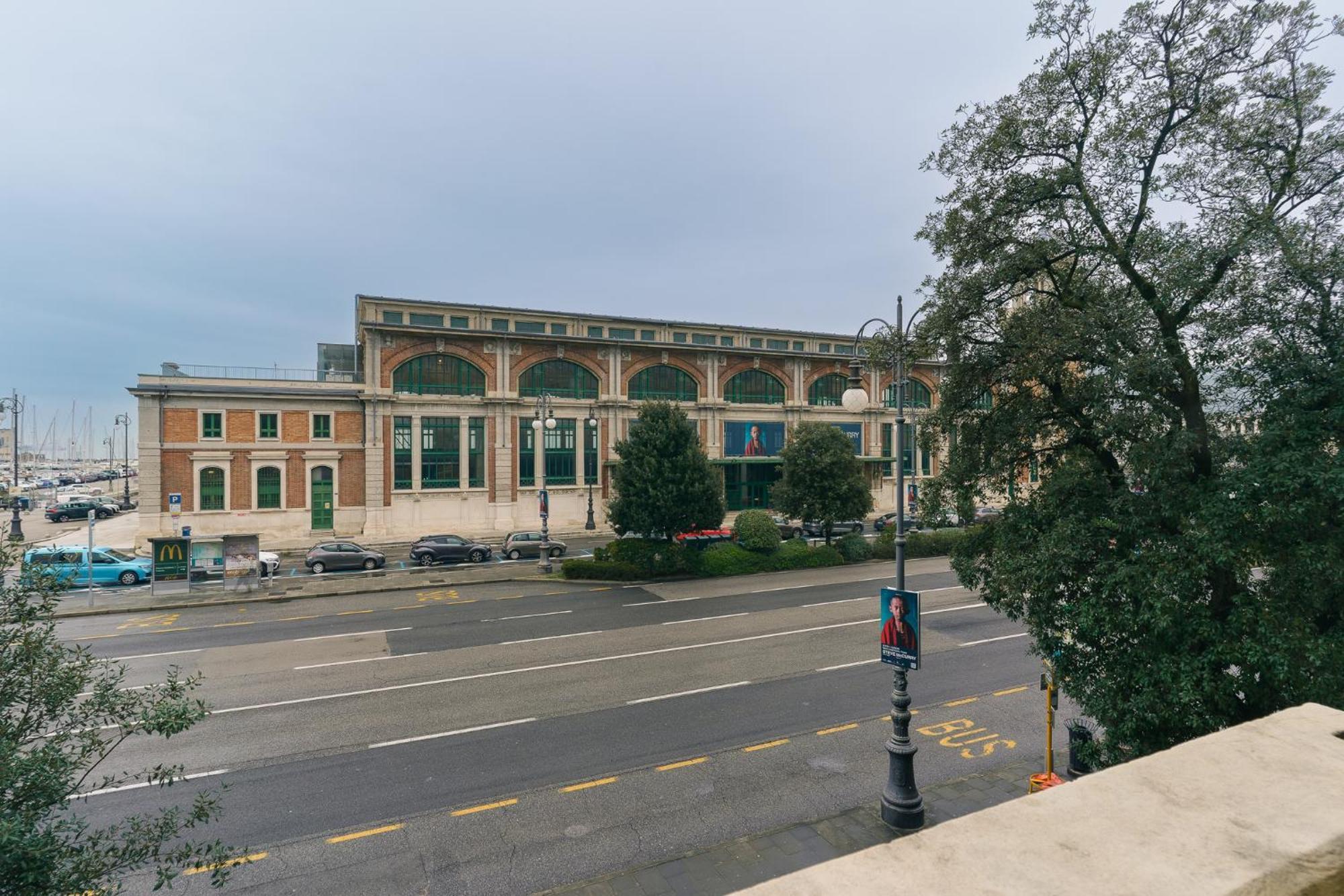 Residence Al Granzo Trieste Eksteriør billede